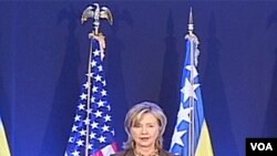 Hillary Clinton prilikom otvaranja kompleksa ambasade BiH u Sarajevu