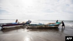Los residentes de la localidad costera de Masacahapa en el municipio de San Rafael del Sur, Nicaragua.