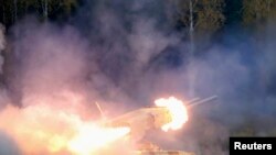 Архівне фото: Російська установка "TOS-1 Буратіно" на військовій виставці в Росії, 2013 рік