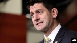 El presidente de la Cámara de Representantes de EE.UU., Paul Ryan, republicano por Wisconsin, destacó instancias en que la ley ayudó a frustrar ataques terroristas y a perseguir terroristas. Enero 11 de 2018.