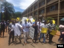 Odokotela abatshengisele eParirenyatwa hospital ngoLwesihlanu.