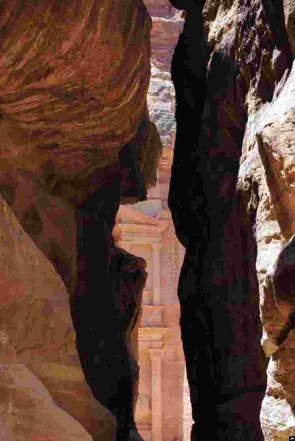 Unforgettable Trip to Petra, Jordan - a World Heritage Site