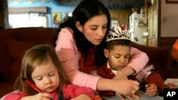 Las llamadas ‘Au Pairs’, chicas entre los 18 y 26 años, requieren tener un nivel intermedio de idioma, experiencia en el cuidado de niños y saber conducir.