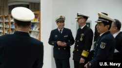 2019年1月15日美国海军作战部长（CNO）理查森上将访问南京的中国海军指挥学院进行圆桌讨论，强调全球合法安全行动的重要性。