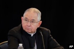 ARCHIVO - El arzobispo de Los Ángeles, el mexicano José Gómez, preside la Conferencia de Obispos Católicos de Estados Unidos. Noviembre 15 de 2016.