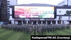 Ilustrasi - Tentara berbaris di depan Mabes TNI AD. (Foto: Courtesy/Kadispenad/TNI AD)