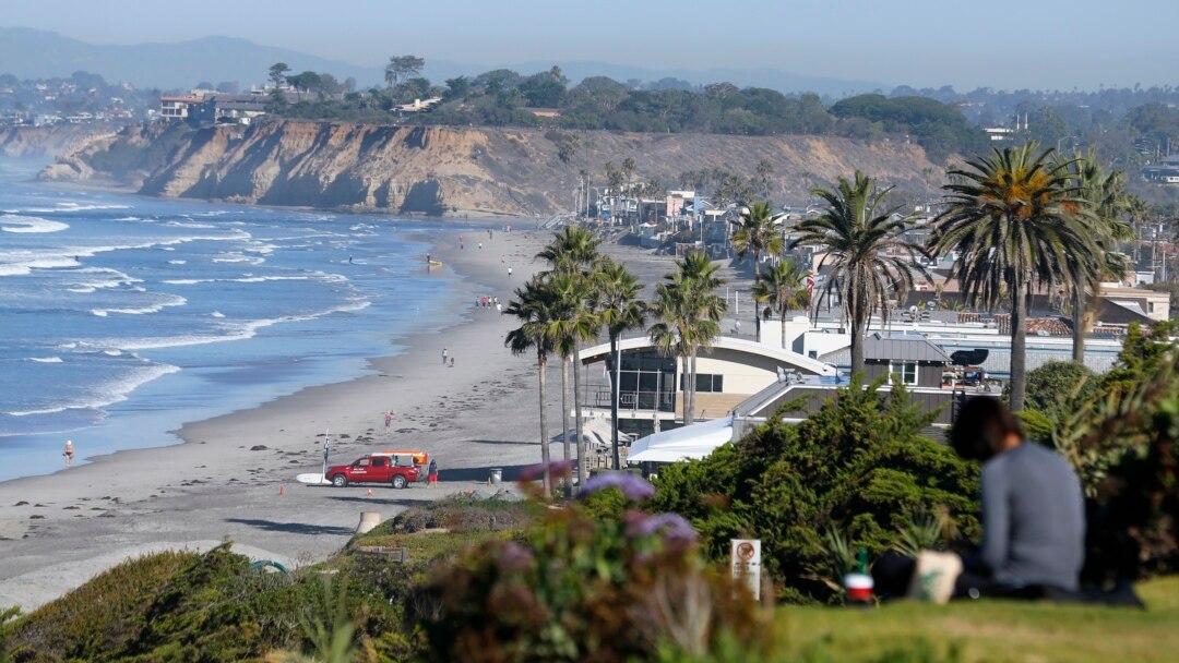 Porno video: Masseur mijozni oz xohishiga qarshi sikadi