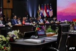 Kursi yang disediakan untuk Myanmar dibiarkan kosong pada Pertemuan Dewan Komunitas Politik-Keamanan Asean (APSC) ke-27 menjelang KTT ASEAN di Sekretariat Asean di Jakarta pada 4 September 2023. (Foto: AFP)