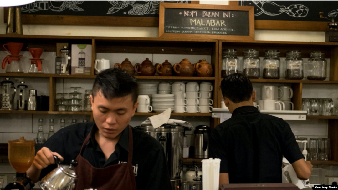 Usaha makan-minum seperti kedai kopi diharapkan berinovasi dalam pemulihan ekonomi pasca COVID-19. (Sumber: Kemenparekraf)