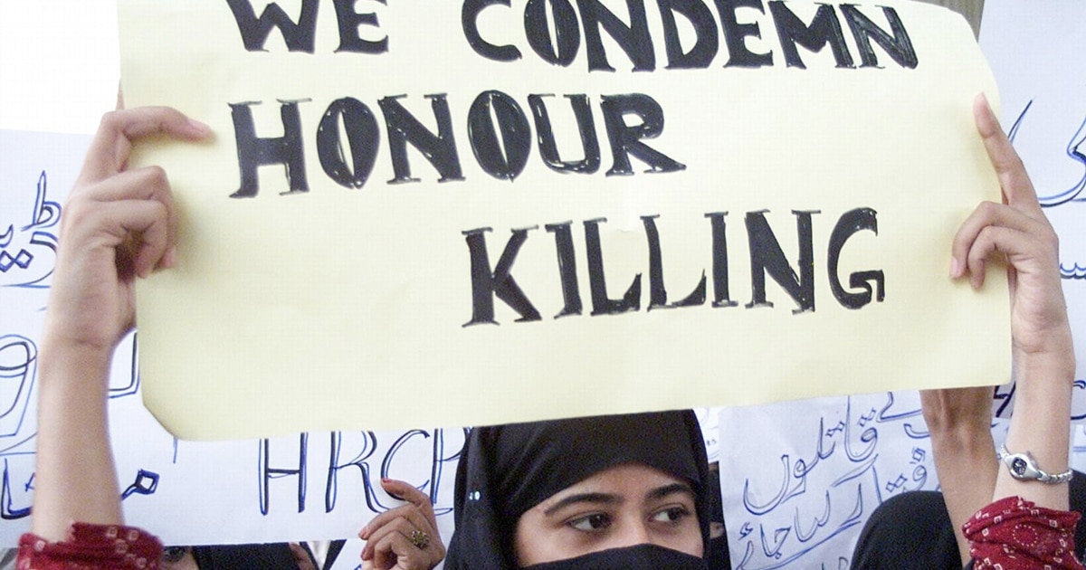 Couple Who Eloped Allegedly Killed by Relatives in Pakistan 'Honor Killings'