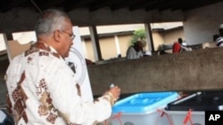 Mmmoja wa wapiga kufa nchini tanzania