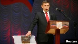 Pemimpin separatis pro-Rusia, Alexander Zakhachenko dilantik sebagai pemimpin Republik Rakyat Donetsk Selasa (4/11).