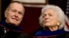 L'ancien président George H. W. Bush et son épouse hospitalisés