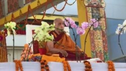 རྡོར་གདན་དུ་དགེ་ལུགས་སྨོན་ལམ་འཕར་མ་དབུ་འཛུགས།