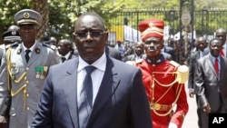 Senegal's President Macky Sall arrives at the presidential palace after his inauguration in Dakar April 2, 2012. (Reuters)