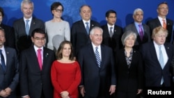 來自20個國家的外交部長來到溫哥華討論北韓問題。