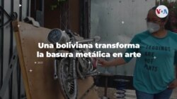 Una boliviana transforma la basura metálica en arte