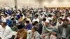 Muslim diaspora Indonesia di Washington DC, Amerika Serikat, mendengarkan khutbah usai salat Idulfitri, Selasa, 4 Juni 2019.