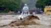 بھارت: مون سون کی تباہ کاری، 73 افراد ہلاک