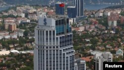 Штаб-квартира Isbank в Стамбуле (архивное фото) 