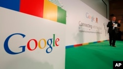 Google asegura que respeta los derechos de autor de los escritores y su servicio de lectura promueve el arte.