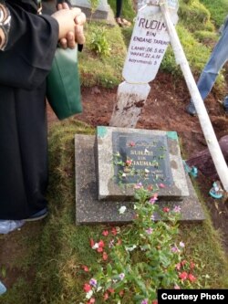 Makam almarhum Rudi Mulia Prabowo di Tempat Pemakaman Umum (TPU) Prumpung, Jatinegara, Jakarta. (Foto: dokumentasi keluarga)