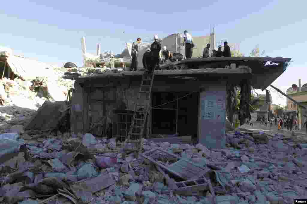Hələb şəhəri bomba hücumndan sonra - 1 may, 2014 &nbsp;