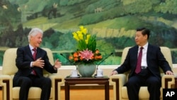 美國前總統克林頓11月18日在北京與中國國家主席習近平會晤