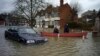 برطانیہ: سیلاب اور بارشوں سے نظام زندگی متاثر