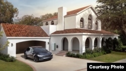 Tesla is currently selling the roof tiles in two different styles and is expected to add more options in the future. (Tesla)