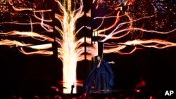Ukraine's Jamala performs the song "1944" during the Eurovision song contest final in Stockholm, Sweden, May 14, 2016. 