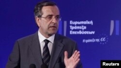 PM Yunani Antonis Samaras (foto: dok). Pemerintah Yunani optimis akan keluar dari resesi ekonomi tahun depan.