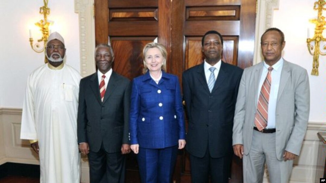 Secretary of State Hillary Rodham Clinton met with former President of South Africa Thabo Mbeki, Chairperson of the African Union High-level Implementation Panel on Sudan, and Haile Menkerios, the United Nations Special Representative for the Secretary Ge