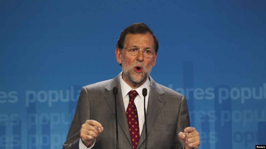 Thủ tướng Tây Ban Nha Mariano Rajoy cảnh báo rằng chính phủ ông sẽ không thể chịu đựng nổi lãi suất cao lâu hơn