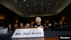 Janet Yellen, la nueva nominada del presidente Barack Obama para ocupar la secretaría de la Reserva Federal, aseguró que la economía del país viaja a medio vapor.