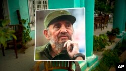 Opiniones en contra y a favor, generó la muerte del líder cubano Fidel Castro. Varias reacciones se dieron alrededor del planeta. Desde deportistas hasta presidentes de estado, hablaron sobre las casi seis décadas de protagonismo del comandante.