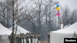 Украинские пограничники проводят учебные занятия (архивное фото) 