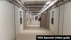 The U.S. government has revived a five-year contract with a private detention center in Texas that was designed to hold migrant families. (Undated video still/VOA Spanish)