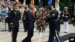 President Obama in wreathlaying ceremony at Tomb of the Unknowns at Arlington National Cemetery May 27, 2013