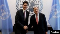 Le Premier ministre canadien Justin Trudeau et le secrétaire-général des Nations unies Antonio Guterres, à New York, le 6 avril 2017.