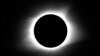 Durante un eclipse total, la transición de día a noche es instantánea en cuestión de minutos.