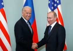 Зустріч тогочасного віце-президента США Джо Байдена та тогочасного прем'єр-міністра Росії Володимира Путіна, Москва, 10 березня 2011. REUTERS