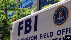 ទីភ្នាក់ងារ​ FBI ព្រមាន​ប្រឆាំង​នឹង​កិច្ចប្រឹងប្រែង​​ជ្រើសរើស​ដែល​ធ្វើ​ឡើង​ដោយ​ក្រុម​រដ្ឋ​អ៊ី​ស្លាម ​ជា​ពិសេស​តាមរយៈ​បណ្តាញ​ផ្សព្វផ្សាយ​​ព័ត៌មាន។