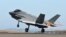 Американский истребитель пятого поколения F-35 (архивное фото)