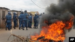 Polisi wa Burundi katika juhudi za kuzuia maandamano Bujumbura