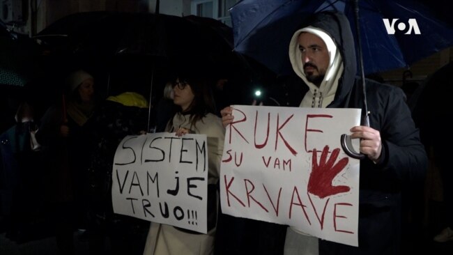 Skup u Podgorici: "Sistem vam je truo, ruke su vam krvave!"