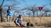 Príncipe Henry visita campo desminado pela Halo Trust em Dirico, Angola, 17 setembro 2019