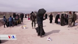 Derbiderên Îdlibî ji Êrîşan Direvin û Diçin Herêmên Bin Kontrola HSD'ê