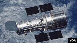 El telescopio espacial James Webb reemplazará al Hubble y será situado en una órbita a 1,5 millones de kilómetros de la Tierra en dirección opuesta al Sol.