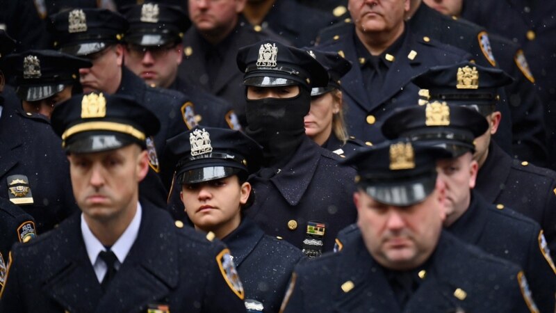 New York Police, Politicians Honor Slain Officer